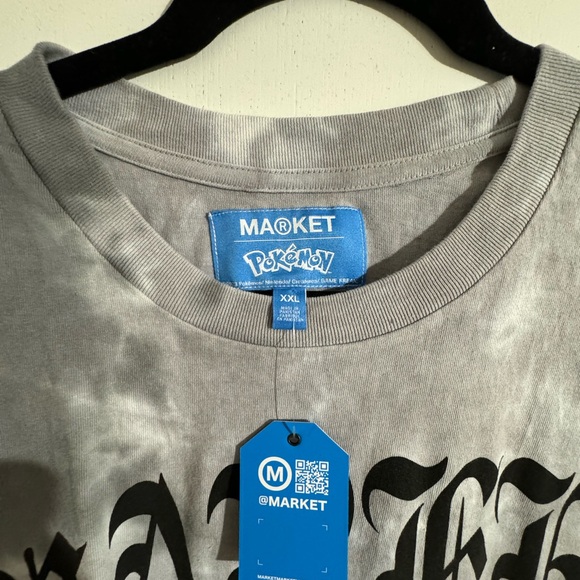 Market Butterfree Pokémon shirt - Picture 2 of 3